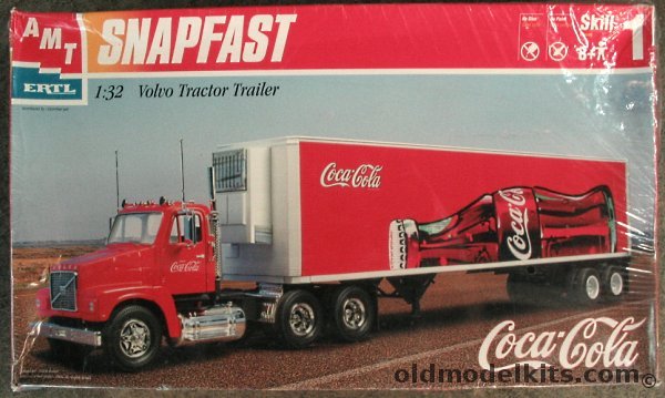 AMT 1/32 Coca Cola Volvo Tractor Trailer and Semi Truck, 27041 plastic model kit